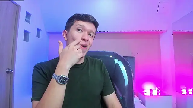 ken_col Chat XXX live