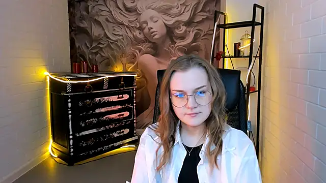 XXX chat uživo modela LissaTelor