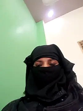 Aafreen_36 Adlı Modelin Canlı XXX Sohbeti