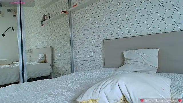 KatyaFods_ Live XXX Chat