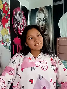 Sweet_Innocence_ Show in webcam