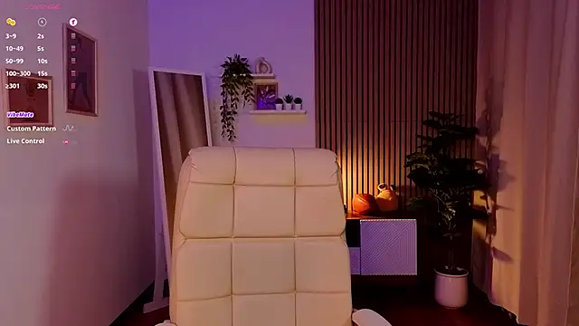 Elle_Funning webcam show