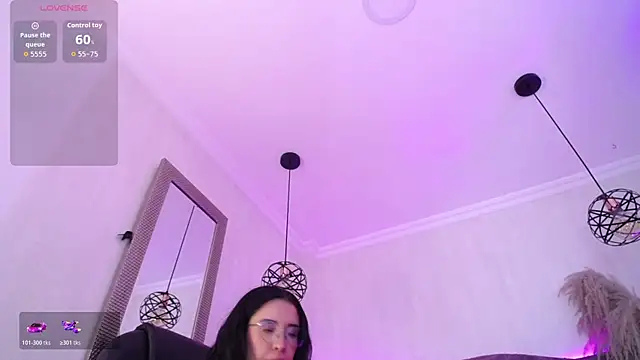 Amara_Davis1: онлайн-секс-чат