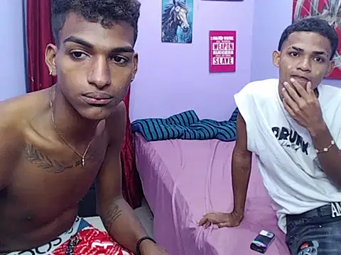 Show webcam de black_twinks