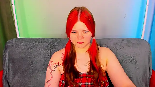 KellyFiery Show Webcam
