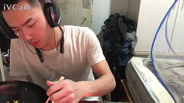 dyjdddttj 在線直播表演