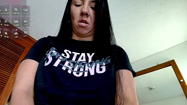 Taliapeach Show in webcam