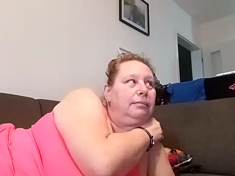 Show modela Jahudka47 na web-kameri