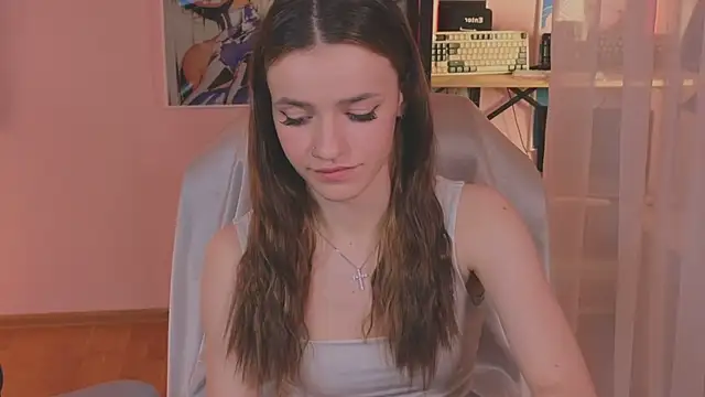 E_l_i_z_e_ élő XXX-chatje