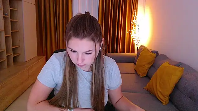 mia_bloomy élő XXX-chatje