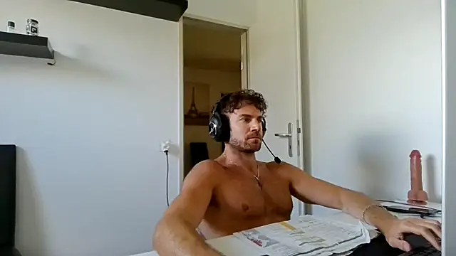 alpha-hunk Webcam-Show