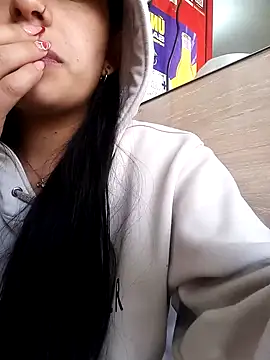 Živý XXX chat charlottte_wh