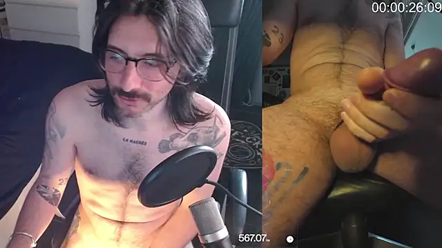 Chuck-FR – Naživo XXX chat