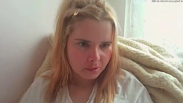 HornyElena Chat XXX in diretta