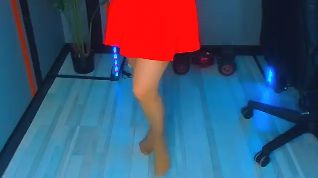 AnaMillsのライブXXXチャット