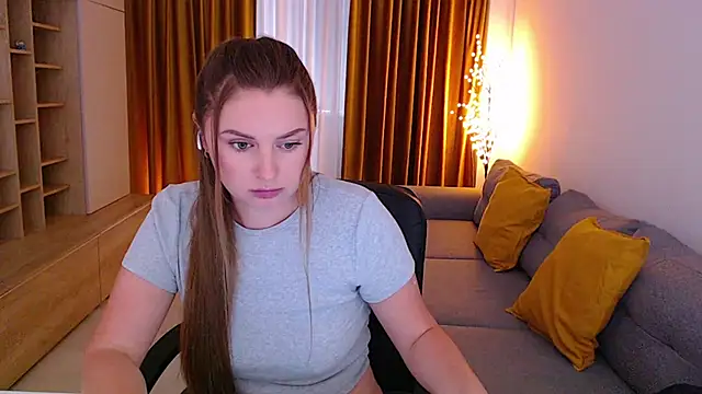 mia_bloomy Adlı Modelin Canlı XXX Sohbeti