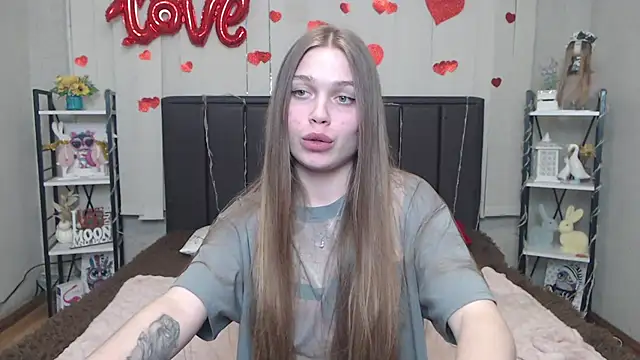 LaraPikan Live XXX chat