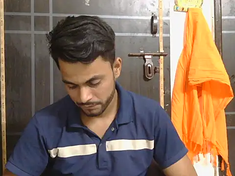 Stubborndesiboy Live XXX-chat