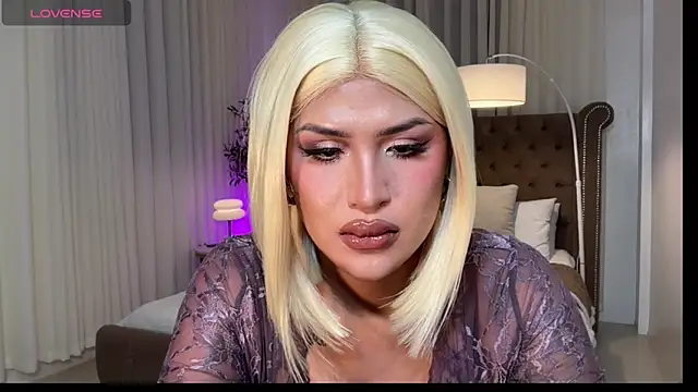 عرض كام Your_Majesty_Tyra