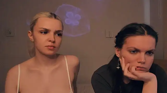 JuliannPaysour Live XXX-chat