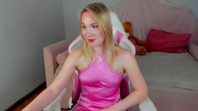 Chatroom XXX en direct de ElaraVoltage