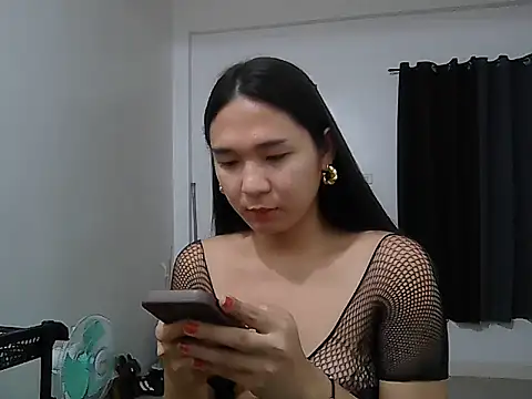 cumslut_selena69 网络视讯表演