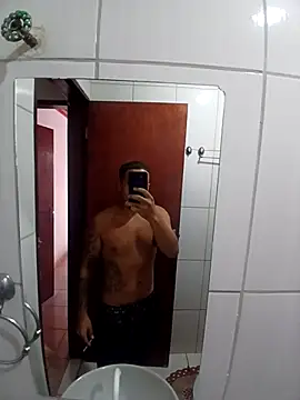 Nomade7777's Webcam Show