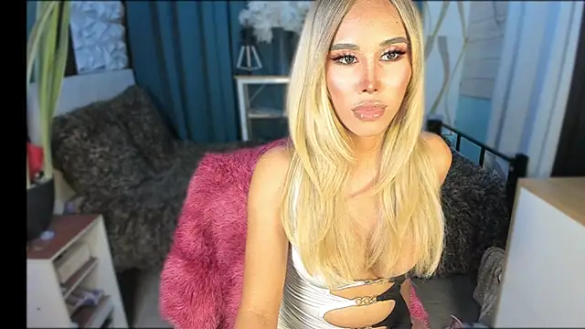 ohmygoodness_babe69's Webcam Show