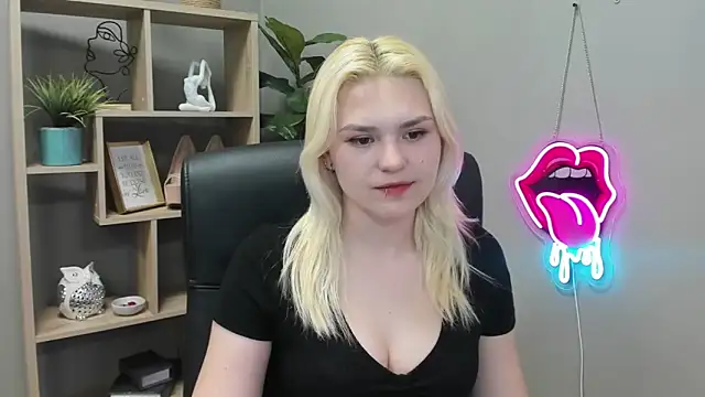 Онлайн чат XXX SweetLilyxo