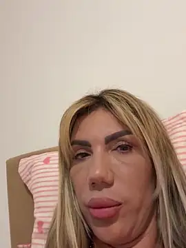 XXX chat uživo modela SelineVelvet