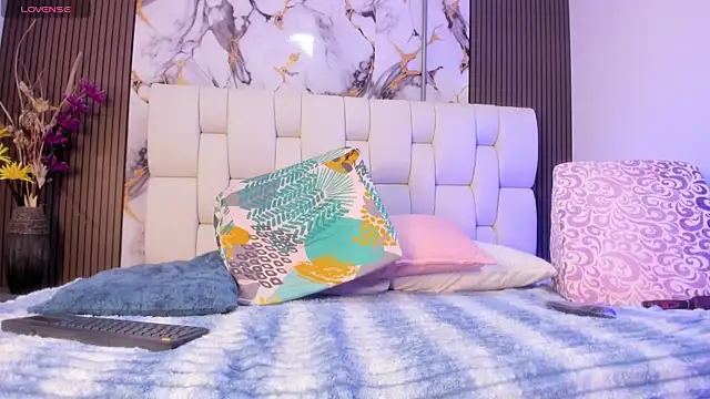 XXX chat uživo modela alisstarr