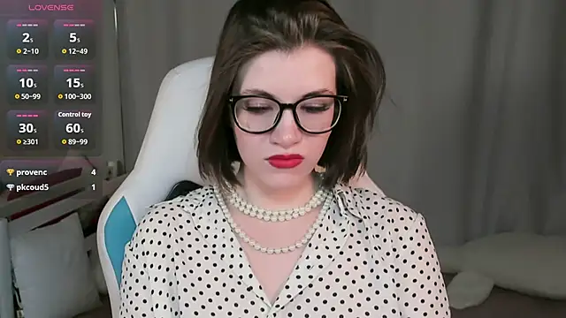 Онлайн чат XXX CathyAdams