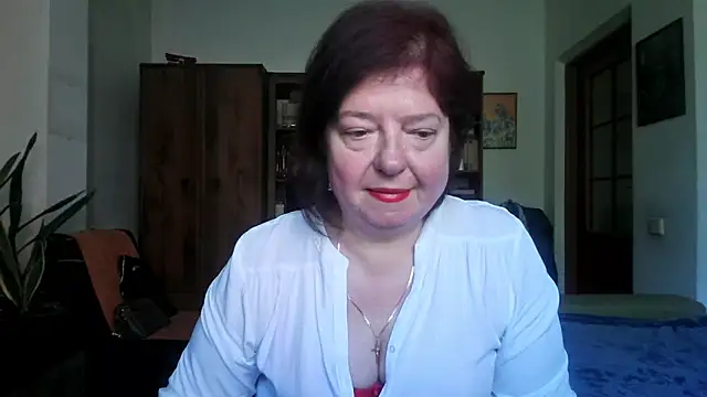 Violet_Pulse élő XXX-chatje