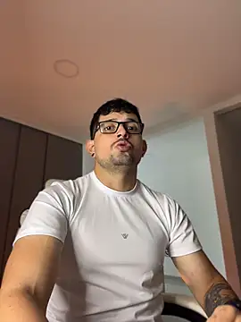Webkamerová show TroyeSavage