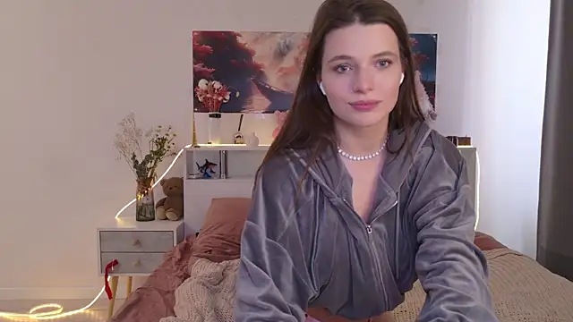 Nellie_Medina Adlı Modelin Canlı XXX Sohbeti