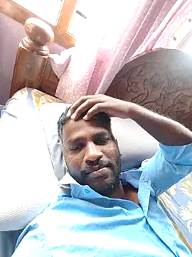 Paramkeerthi 在線直播表演
