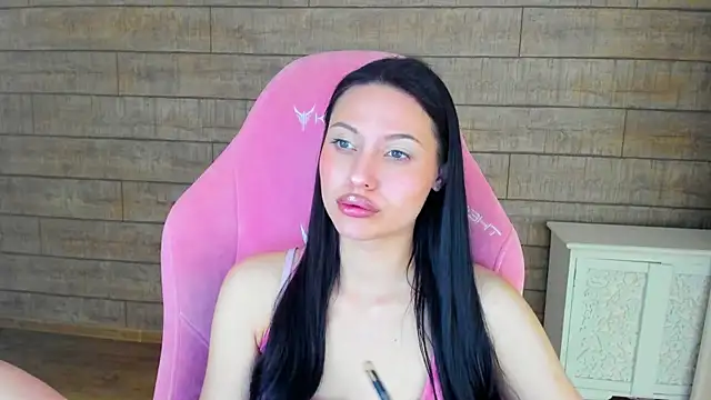 AliceVersal Live XXX Chat
