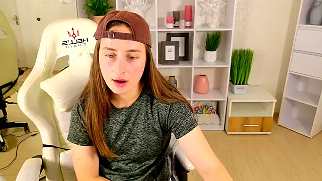 NadinnL Chat XXX live