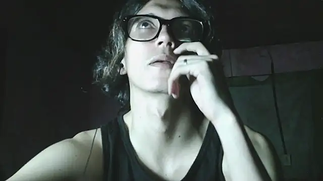 cherryuwu's Live XXX Chat