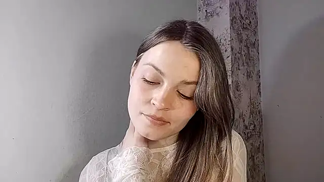 IsisCora – Naživo XXX chat