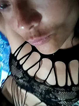 sarayulith's Live XXX Chat