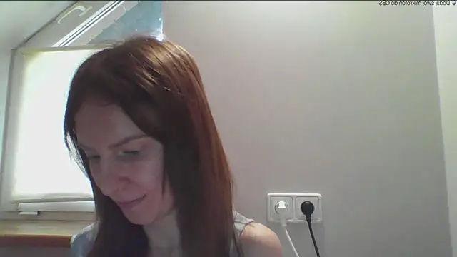 XXX chat uživo modela AnnaTight