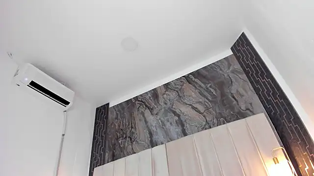 sarita_rouzzen Live XXX chat