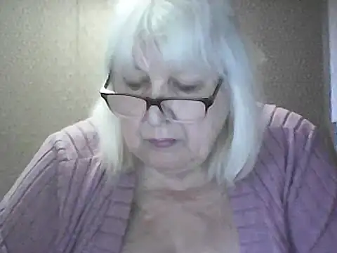 Alexia64231 – Naživo XXX chat