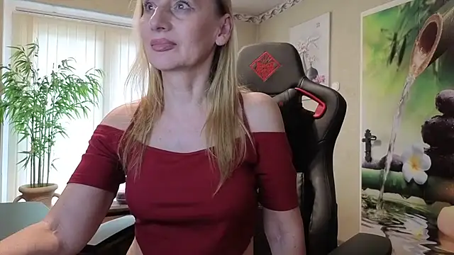 HotLana69 élő XXX-chatje