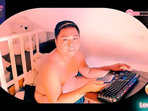 Hardking_69 Show in webcam