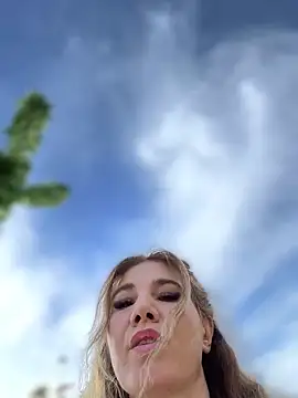 Show de didihairypussy na webcam