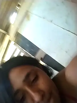 Show de srtsara na webcam