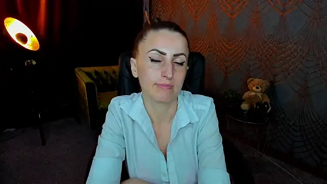 Rebecca_Diamond Adlı Modelin Canlı XXX Sohbeti