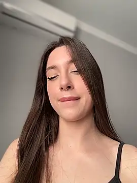 BOOMFOXY's Live XXX Chat